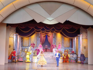 disney-hollywood-studios-beauty-and-the-beast-theatershow-10