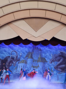 disney-hollywood-studios-beauty-and-the-beast-theatershow-2
